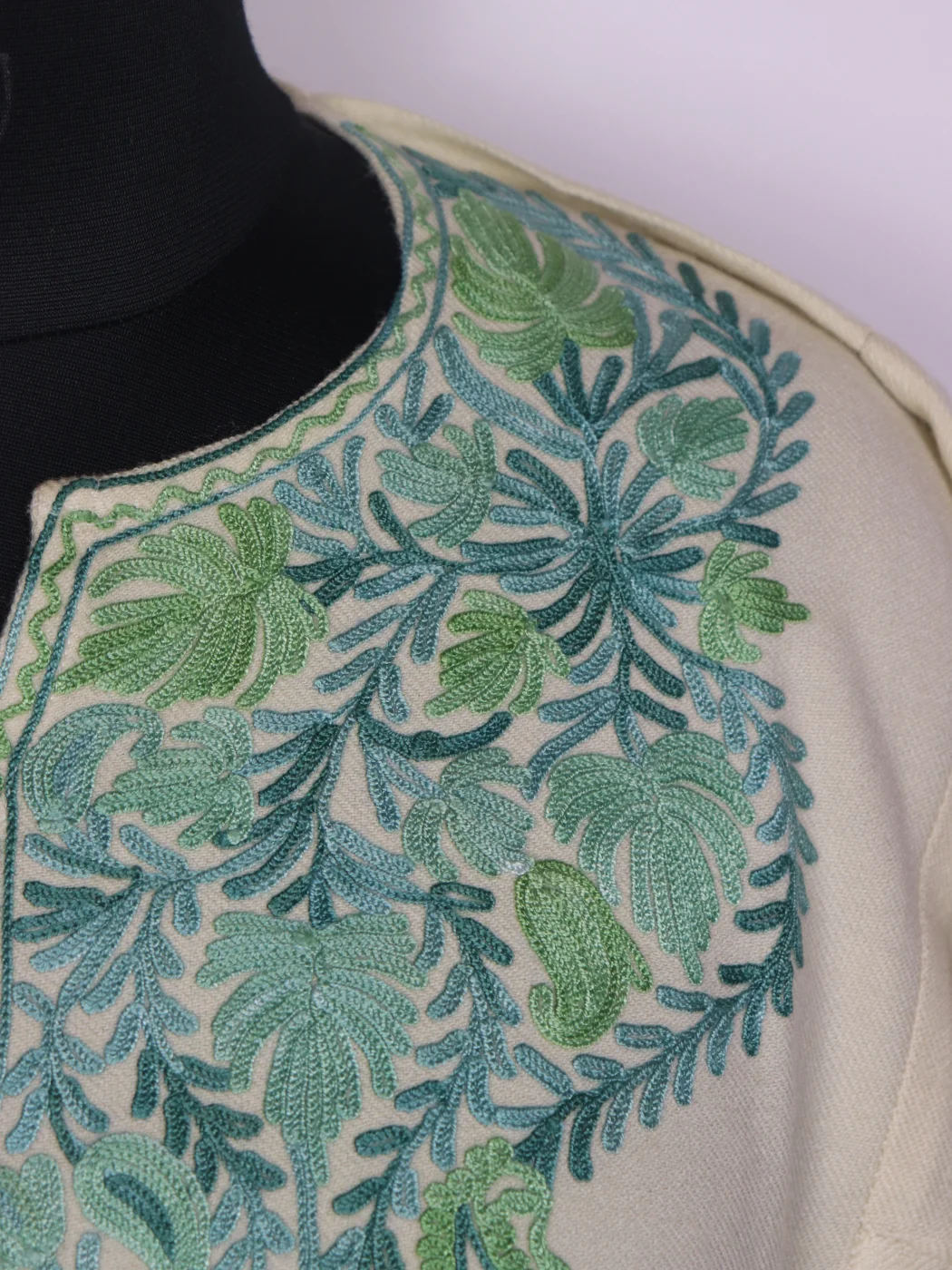 Cream Kashmiri Pheran In Cashmilon Wool For Women With Aari Kadhai Zeba - Image 3
