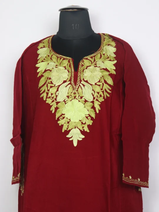 Kashmiri Pheran In Maroon Cashmilon Wool For Women Meekat With Aari Kadhai - Image 2