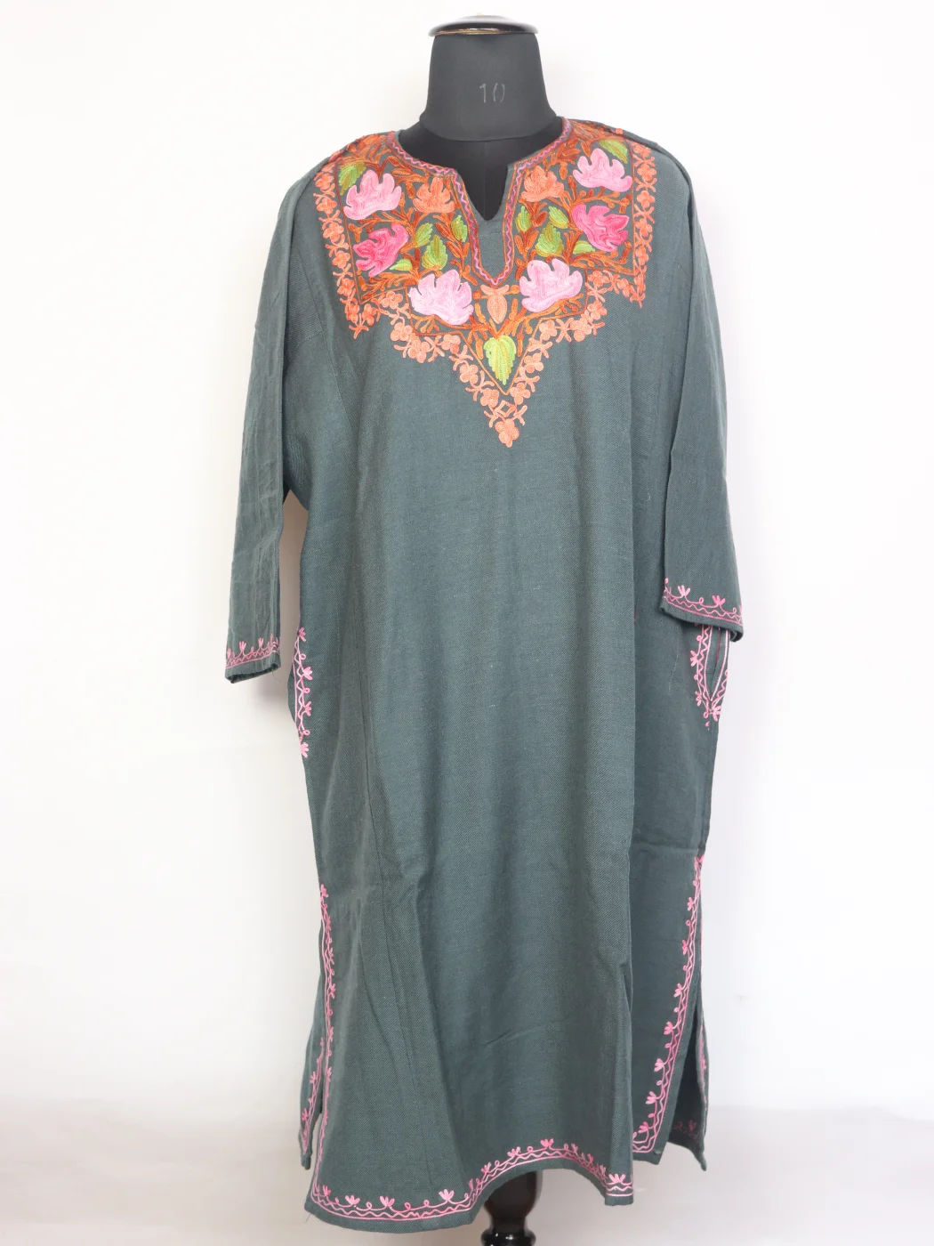 Kashmiri Grey Pheran In Cashmilon Wool For Women With Aari Embroidery Nazia