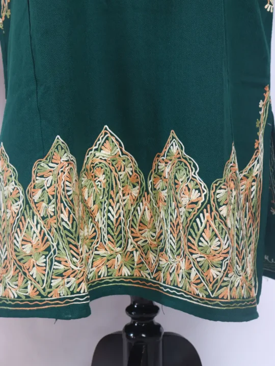 Kashmiri Green Rafiqa Cashmilon Pheran For Women With Daman Aari Kadhai - Image 3