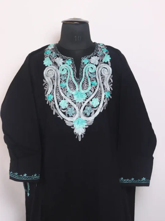 Black Kashmiri Cashmilon Pheran For Women Mehak With Aari Kadhai - Image 2