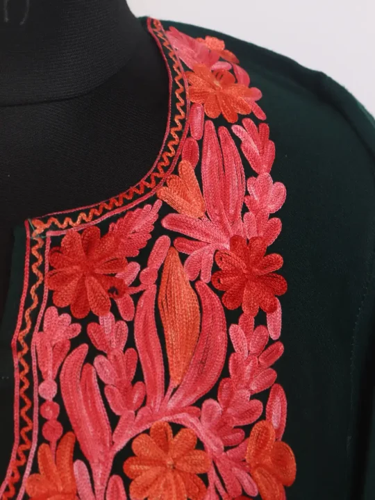 Kashmiri Gulshan Green Cashmilon Pheran For Women  With Aari Kadhai - Image 3