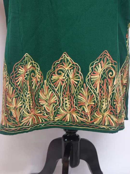 Kashmiri Zeba Cashmilon Green Pheran For Women With Daman Aari Work - Image 3