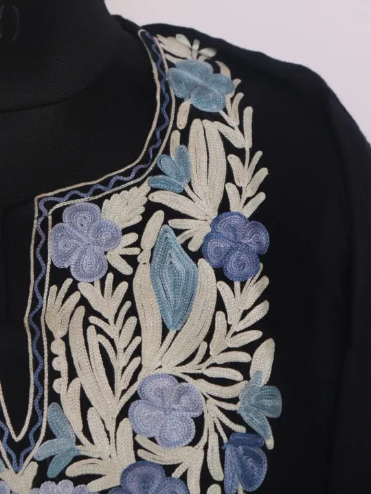 Black Kashmiri Cashmilon Pheran For Women With Aari Embroidery Zareen - Image 3