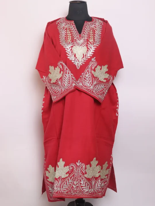 Yasmeena Kashmiri Pink Cashmilon Pheran for Women with Zari Work