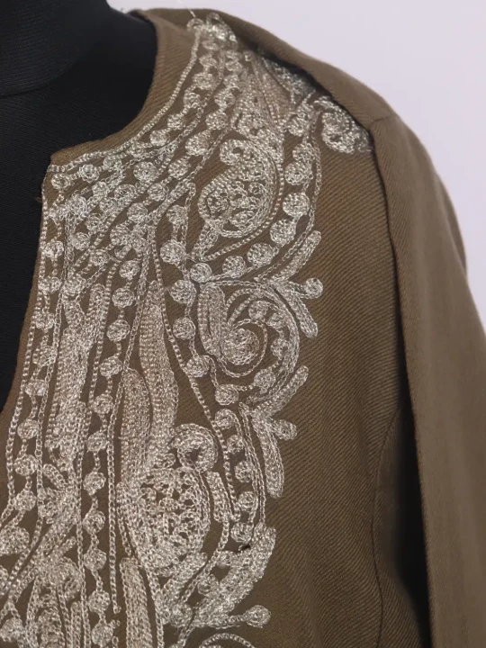 Kashmiri Beige Zooni Cashmilon Pheran for Women With Zari Work - Image 3