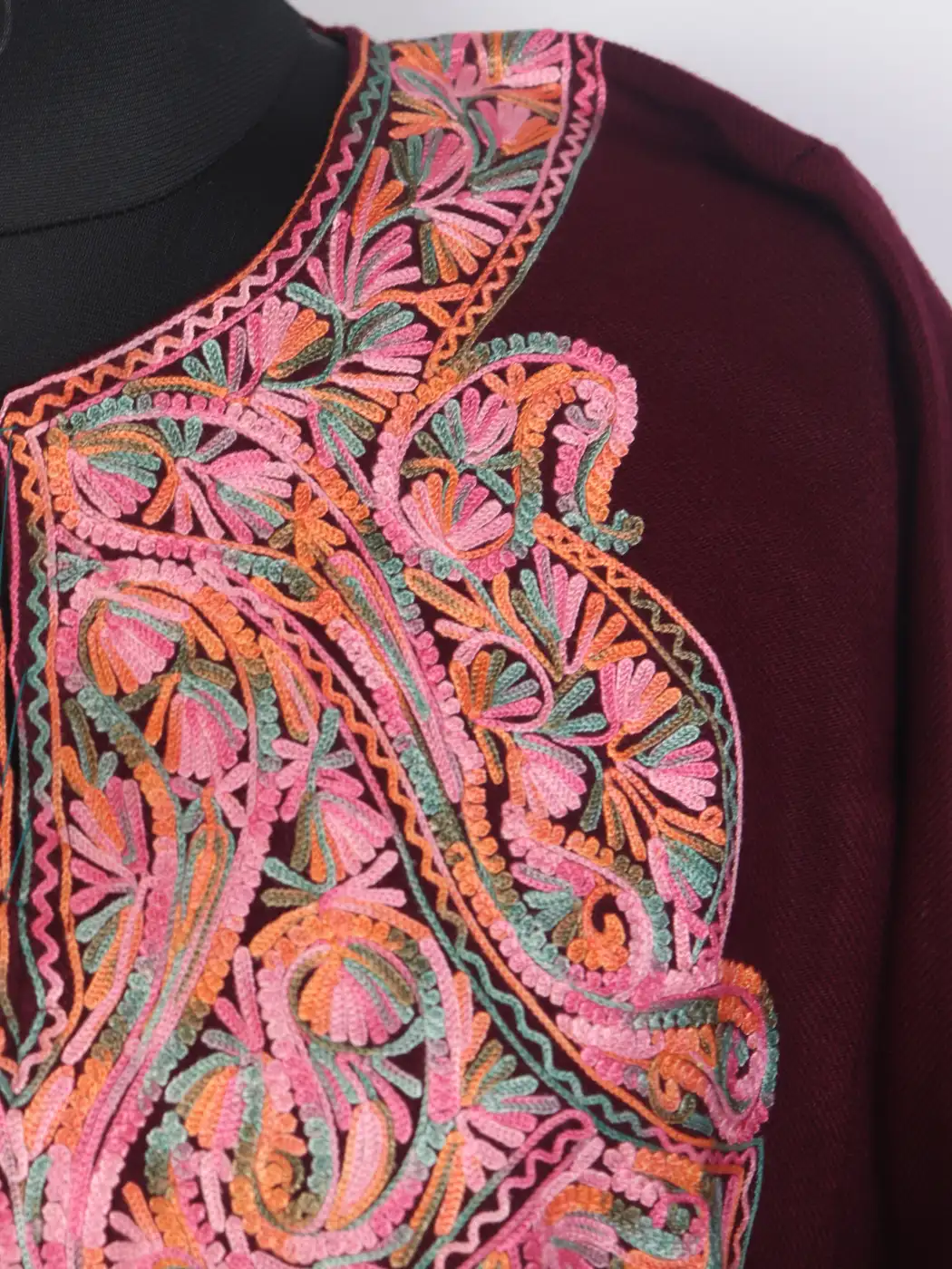 Kashmiri Sonzal Aari Embroidered Maroon Cashmilon Pheran - Image 3