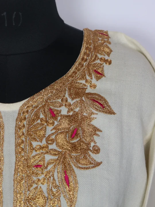 Gulbano Kashmiri Pheran With Botte Tilla Embroidery In Raffal Wool | Cream - Image 3