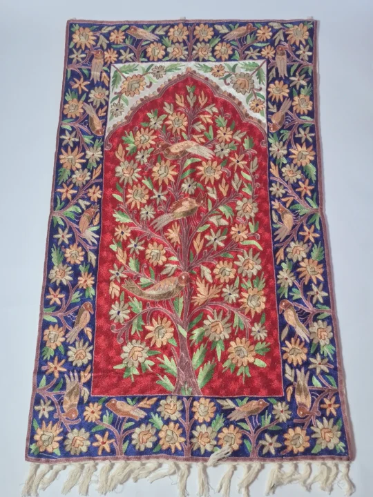 Kashmiri Handmade Rug In Silk Thread Chain Stitch | Ehsan | 4x2.5ft