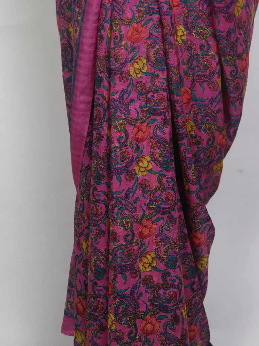 Kashmiri Haya Pure Mulberry Silk Saree Pink Paisley - Image 3