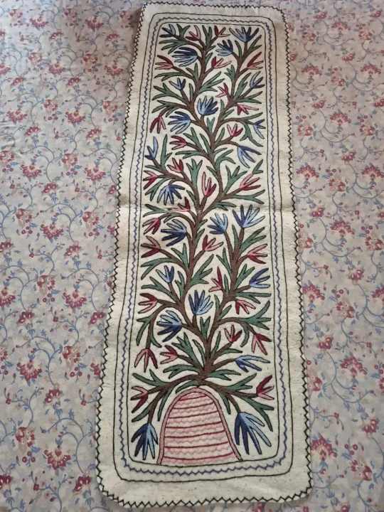 Kashmiri Jaan-e-Bahaar Hand Embroidered Wool Namda Runner 6x2ft