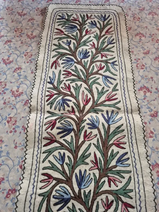 Kashmiri Jaan-e-Bahaar Hand Embroidered Wool Namda Runner 6x2ft - Image 3