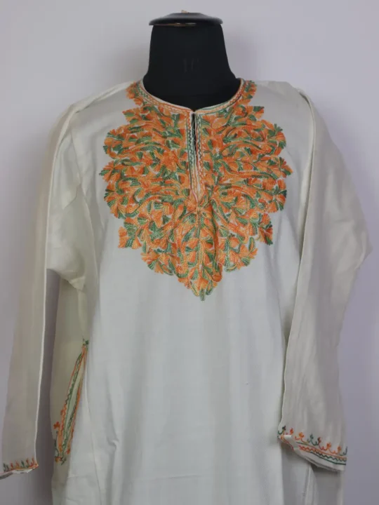 Safa Kashmiri White Pheran with Aari Work in Cashmilon Wool - Image 2