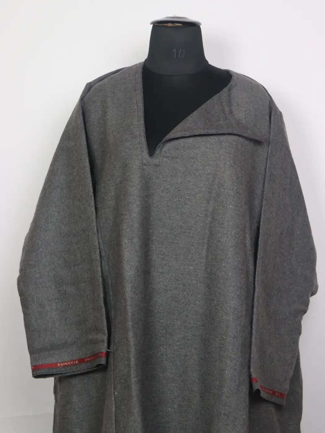 Kashmiri Grey Sifar Tweed Pandit Style Loose Pheran for Men - Image 2