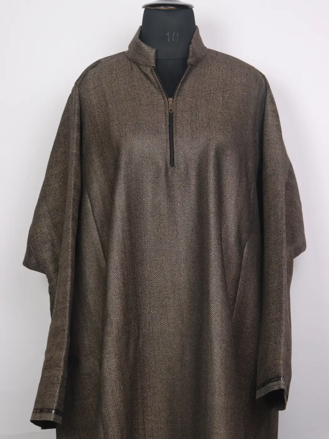 Shahbaz Kashmiri Tweed Pheran for Men - Image 2