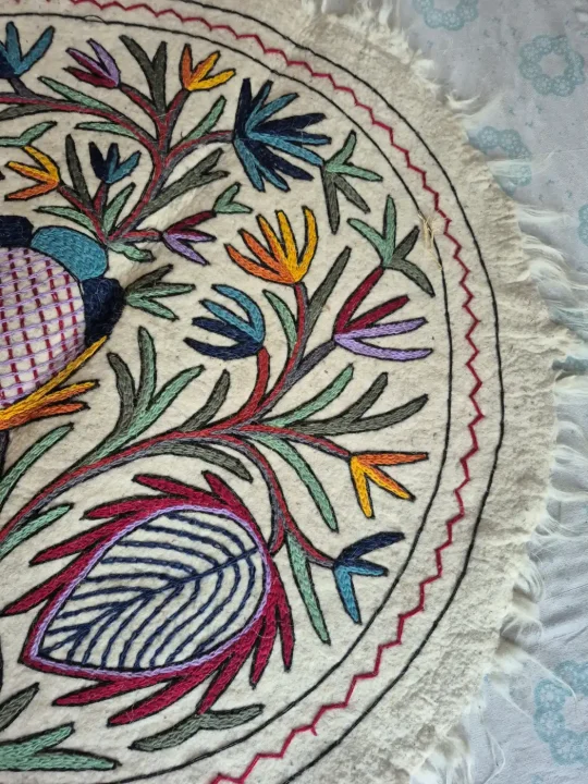 Kashmiri Wool Namda Round Accent Rug with Nesting Floral Forms and Jewel-Tone Foliage – 3x3 Feet - Image 2