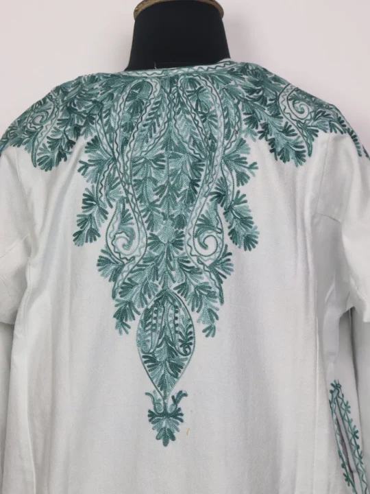 Hoor Kashmiri White Cashmilon Pheran for Women with Front Back Aari Kadhai - Image 4
