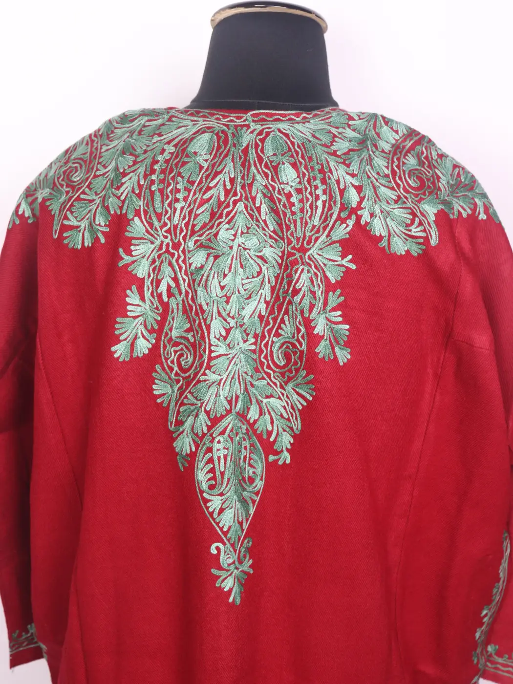 Kashmiri Maroon Cashmilon Pheran for Women with Front Back Aari Embroidery Syeda - Image 4