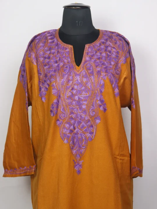 Kashmiri Cashmilon Mustard Pheran for Women Aamina with Front Back Aari Kadhai - Image 2