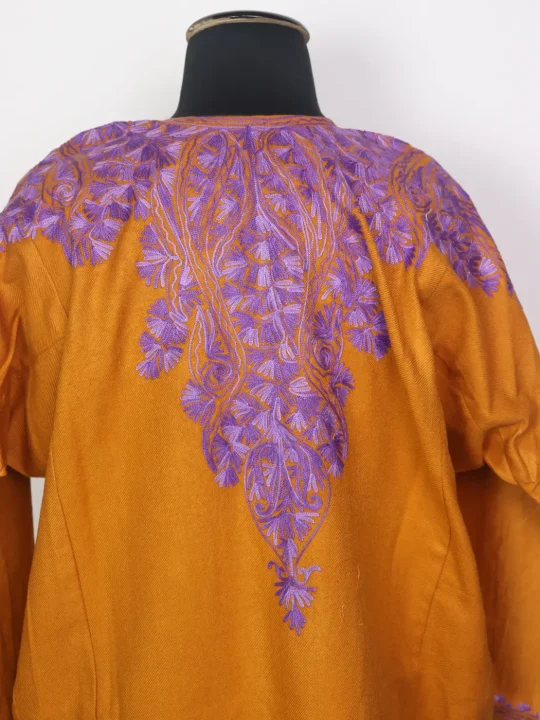 Kashmiri Cashmilon Mustard Pheran for Women Aamina with Front Back Aari Kadhai - Image 4
