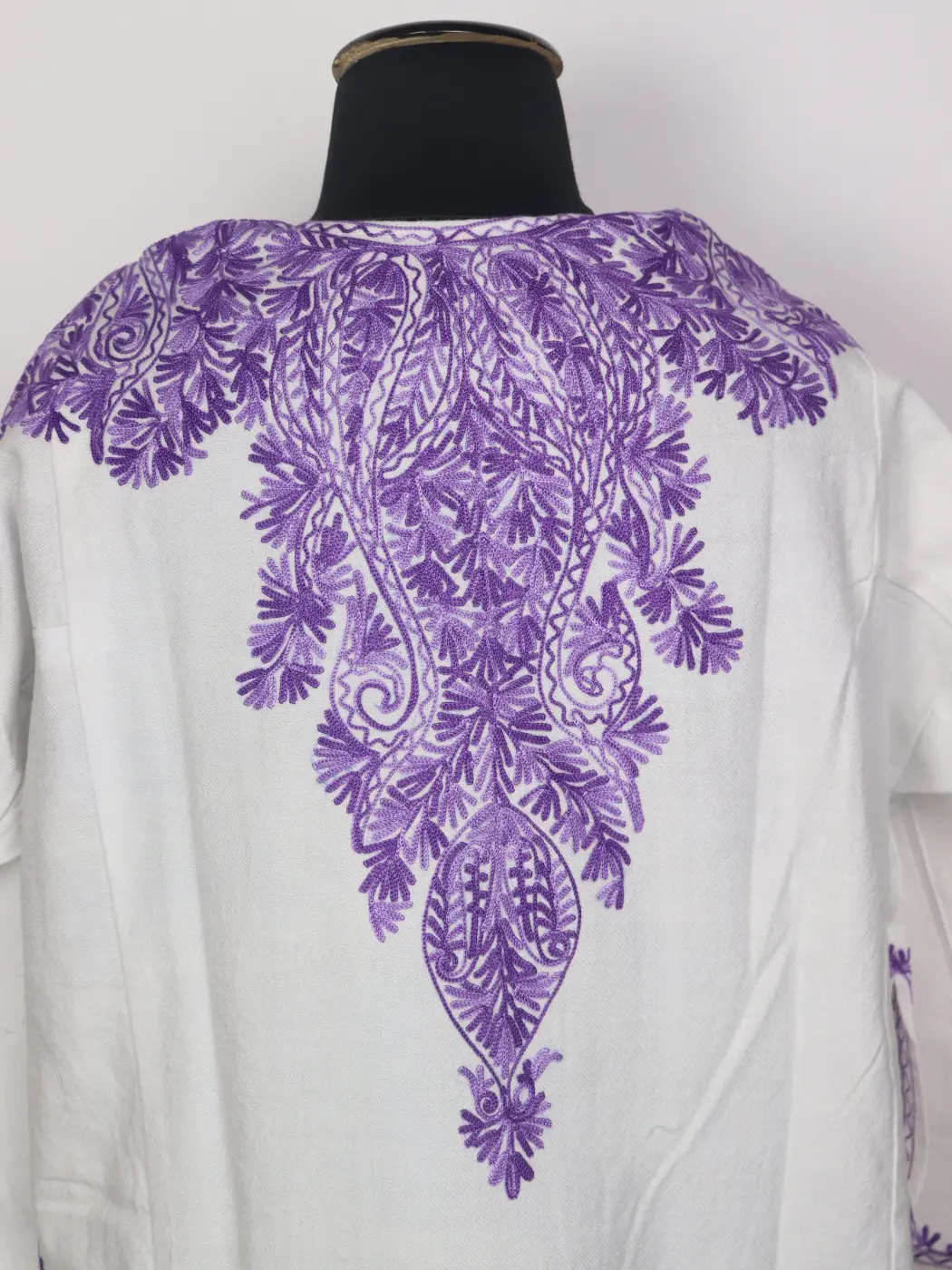 White Kashmiri Cashmilon Pheran for Women with Purple Front Back Aari Kaam - Image 4