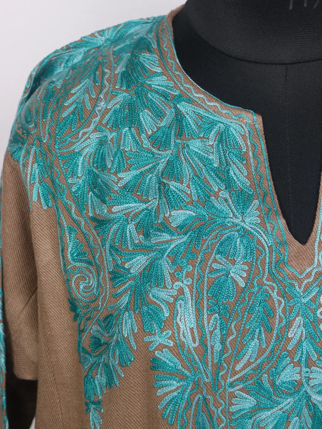 Kashmiri Beige Cashmilon Pheran for Women Irtiza with Back Aari Embroidery - Image 3