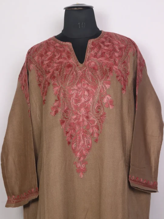 Beige Sufi Kashmiri Cashmilon Pheran for Women with Pink Front Back Aari Embroidery - Image 2