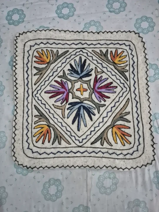Kashmiri Sopore 2-Ft Square Handmade Namda Rug With Embroidery