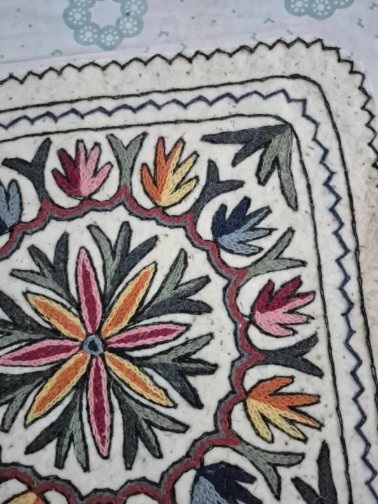 Kashmiri 2-Ft Square Rayan Handmade Namda Rug With Embroidery - Image 2