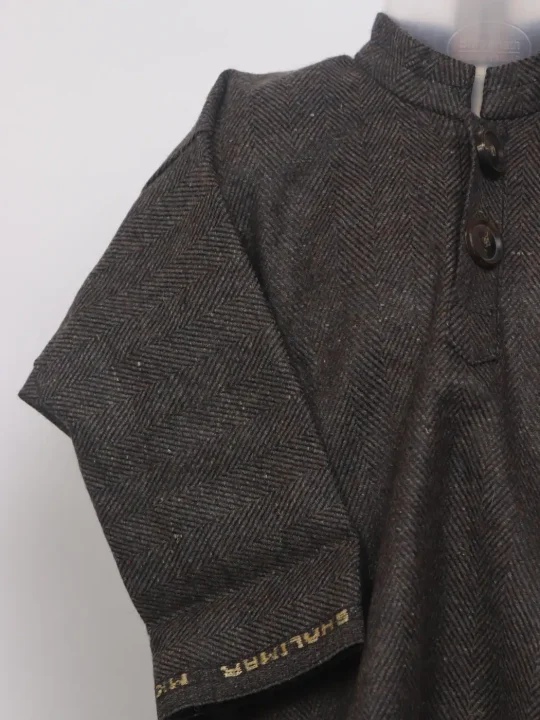 Kashmiri Pattu Tweed Shehzada Grey Pheran for Boys - Image 2