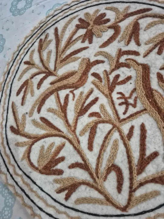 Kashmiri Umer 2-ft Handmade Round Namda Rug With Embroidery - Image 2