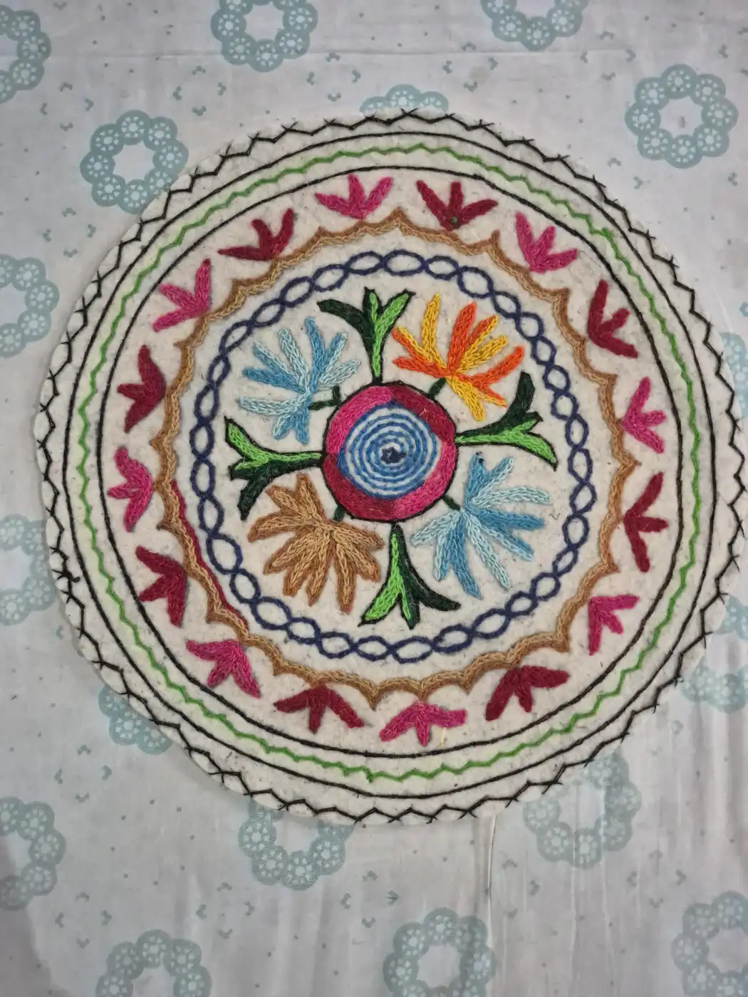 Kashmiri Handmade 2-ft Round Namda Rug Gurez With Embroidery
