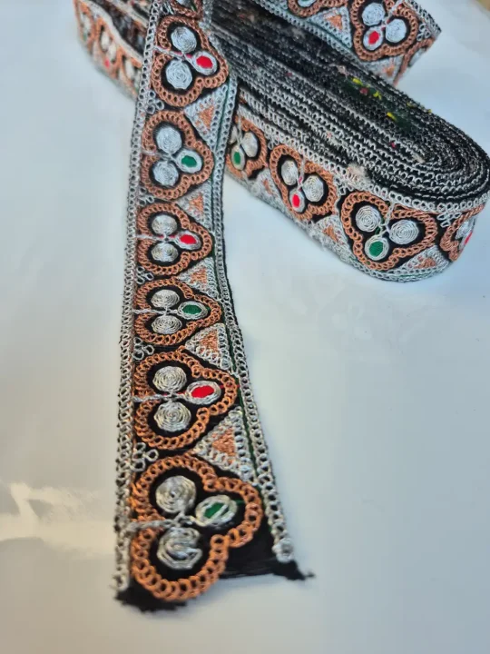 Kashmiri Tilla Work Lace | Dilkash Multicolour Embroidery Lace for Pheran & Kurti