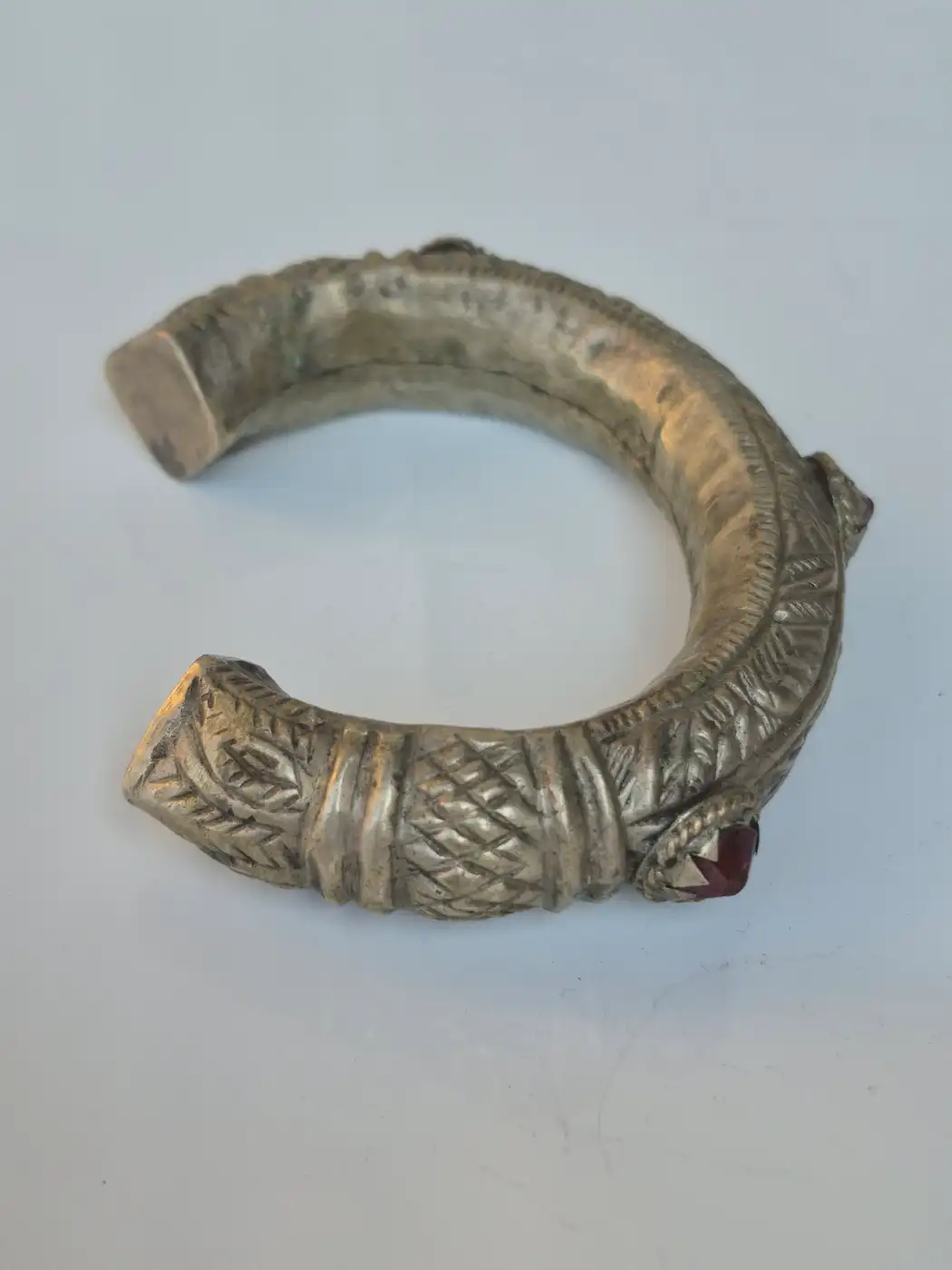 Kashmiri Vintage Engraved Red Stone Kada – Traditional Handcrafted Cuff Bangle - Image 2
