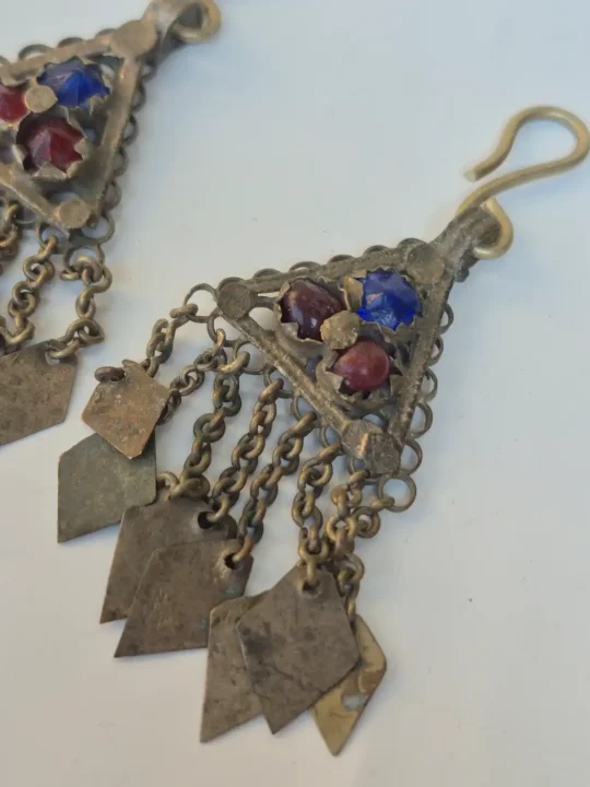 Kashmiri Sara Vintage Earrings – Traditional Handmade Jhumka - Image 2