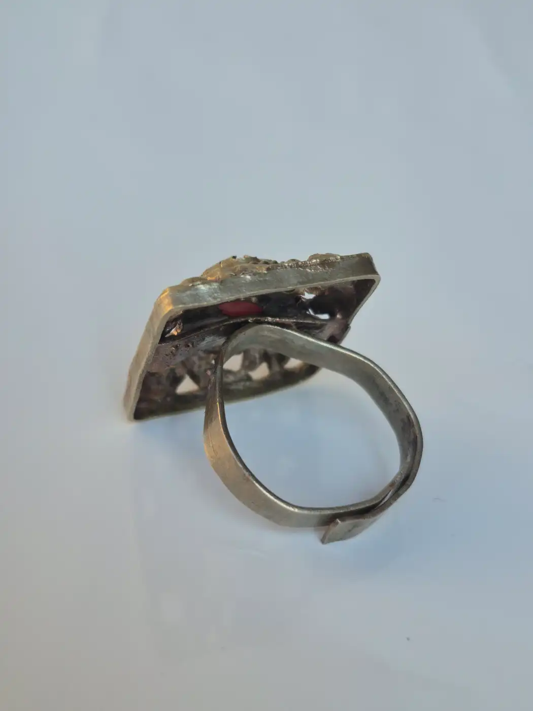 Kashmiri Meher Vintage Ring – Traditional Handmade Antique Red Stone Jewellery - Image 2