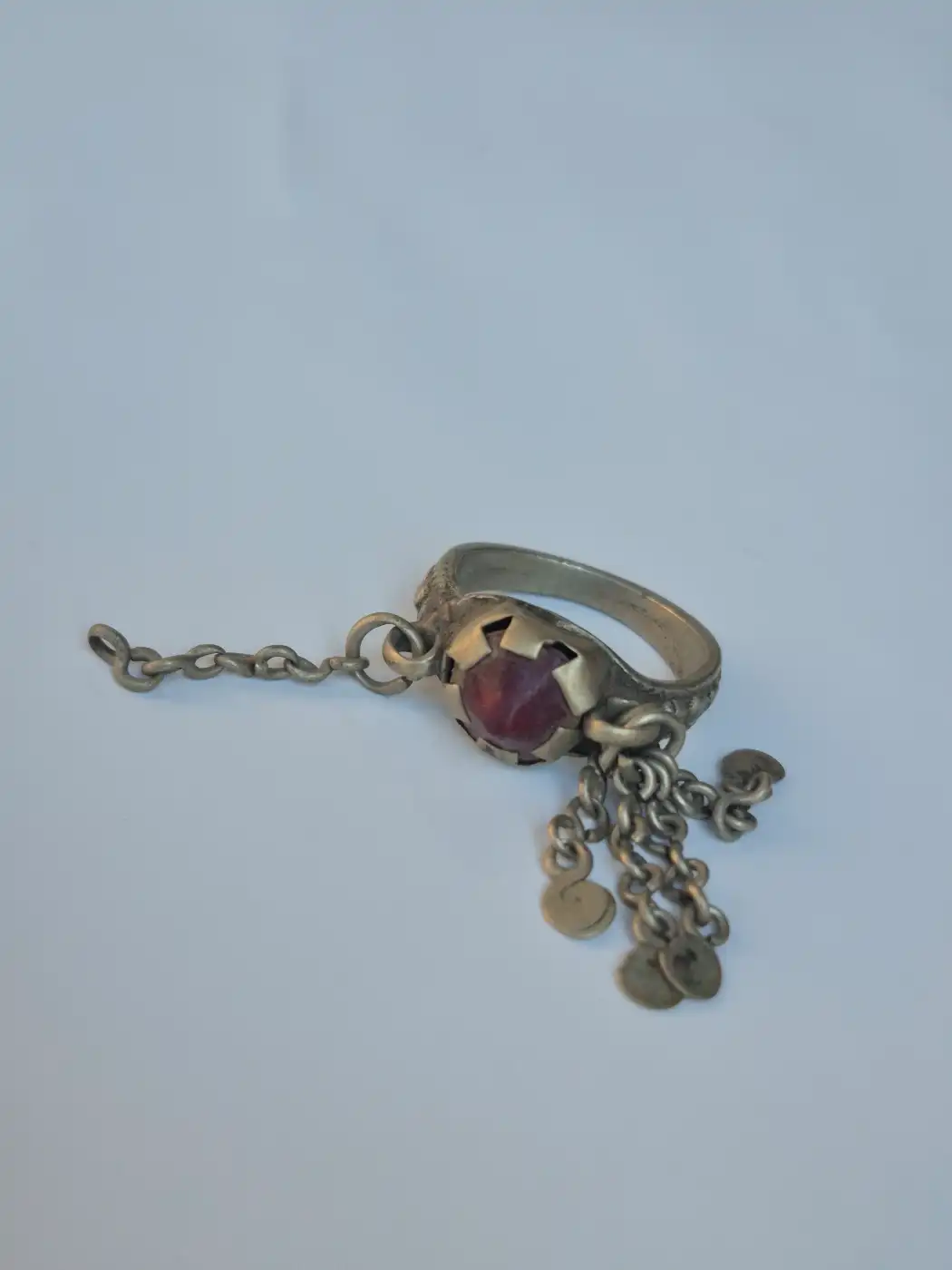 Suroor Kashmiri Vintage Handmade Antique Red Stone Ring - Image 2
