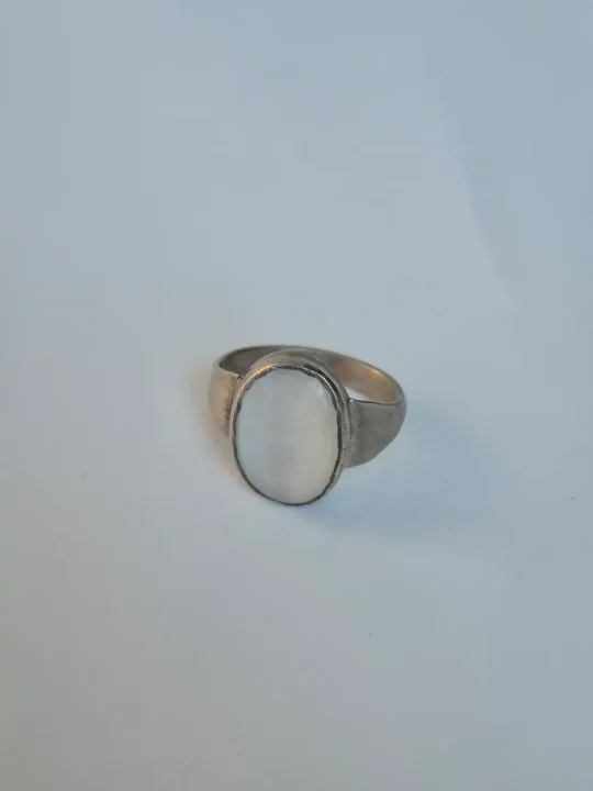Kashmiri Munthaha Vintage Ring – Traditional White Stone Jewellery