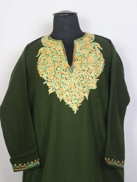 Laila Kashmiri Aari Embroidered Olive Green Cashmilon Pheran - Image 2