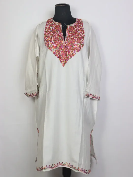 Liyana White Kashmiri Aari Embroidered Cashmilon Wool Pheran