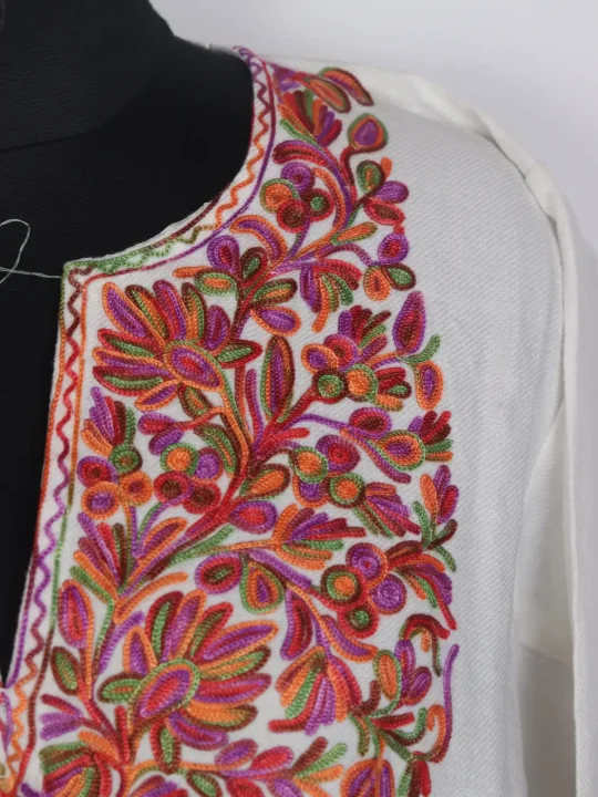 Liyana White Kashmiri Aari Embroidered Cashmilon Wool Pheran - Image 3