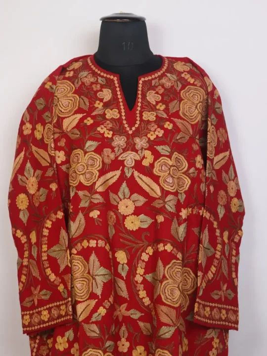 Mahnoor Kashmiri Red Aari Embroidered Jamawar Pheran in Raffal Wool - Image 2