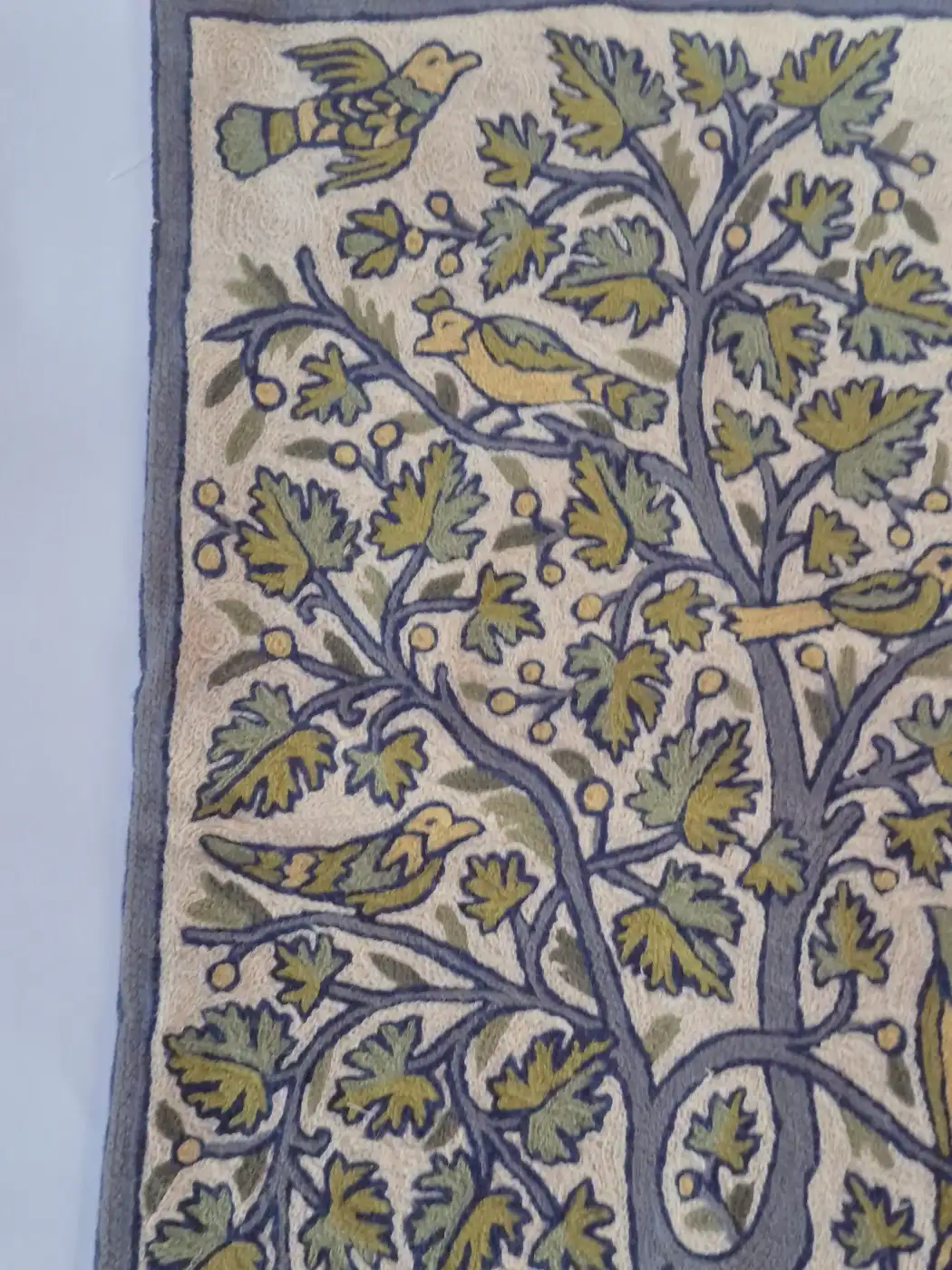 Maleeha Chain Stitch Kashmiri Hand Embroidery Wall Hanging 3*2Ft - Image 2