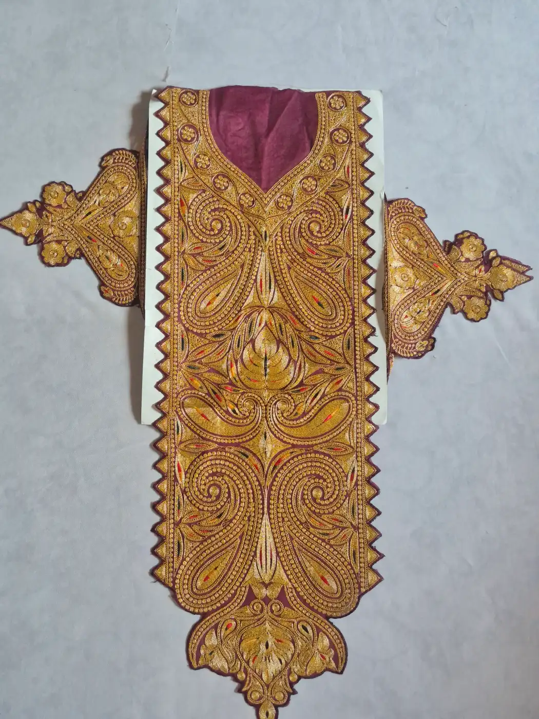 Tasneem Kashmiri Long Neck Tilla Patch Set with 4 Patches