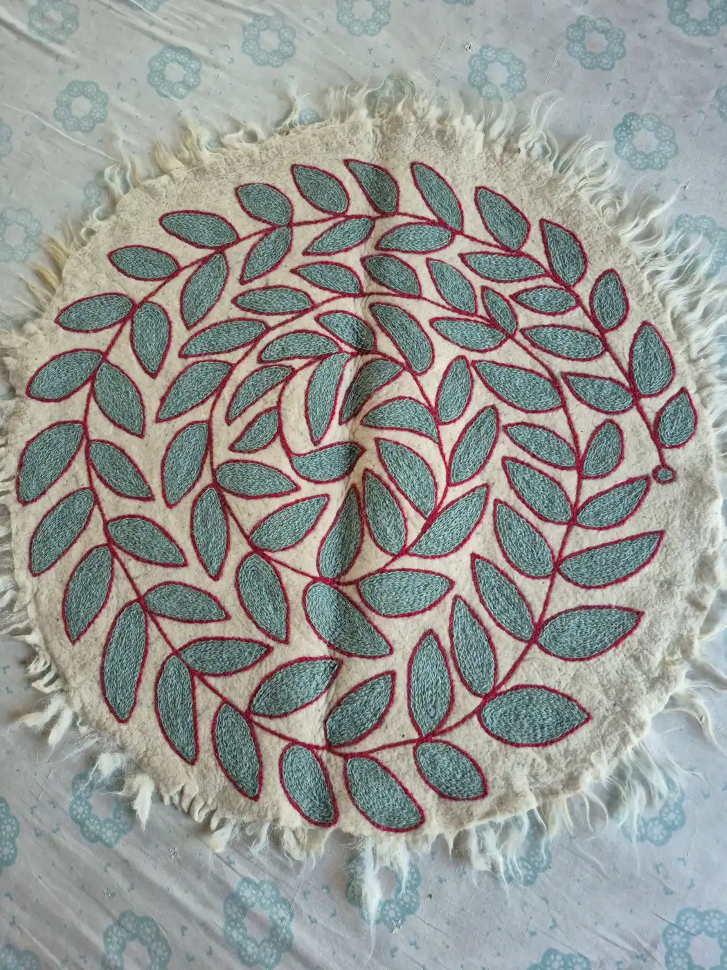 Mehraab Leaf Circle Wool Floor Accent with Fine Kashmiri Embroidery – 3x3 Feet