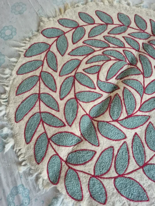 Mehraab Leaf Circle Wool Floor Accent with Fine Kashmiri Embroidery – 3x3 Feet - Image 3