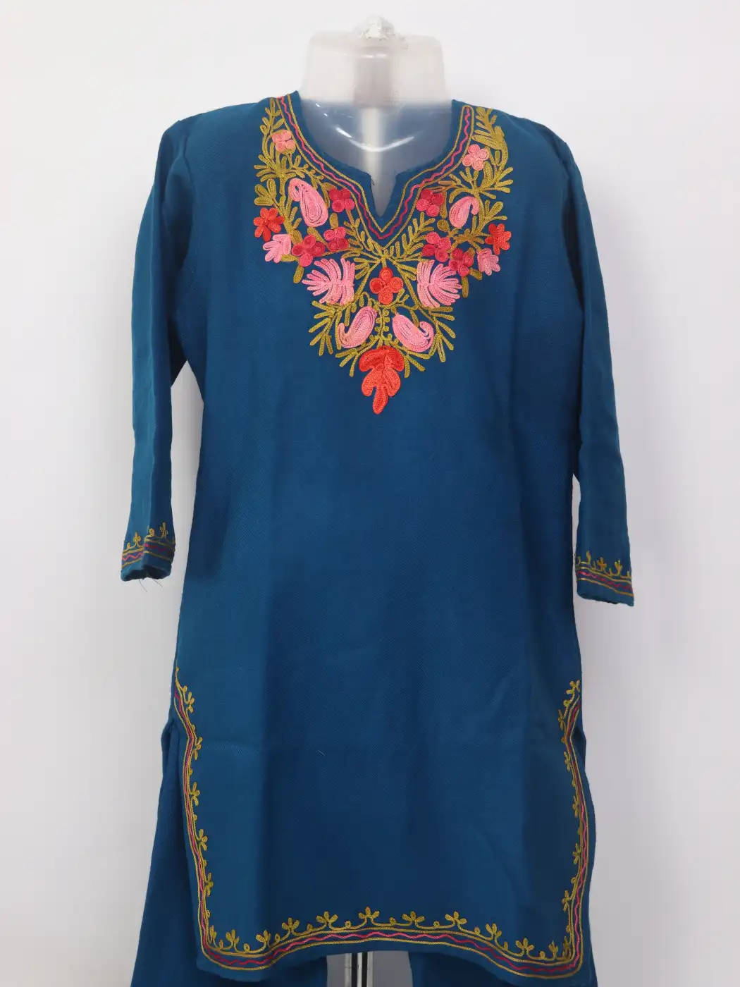 Mehreen Blue Kashmiri Girls 2pc Pheran Set With Aari Work In Cashmilon Wool (6 to 7Y) - Image 2