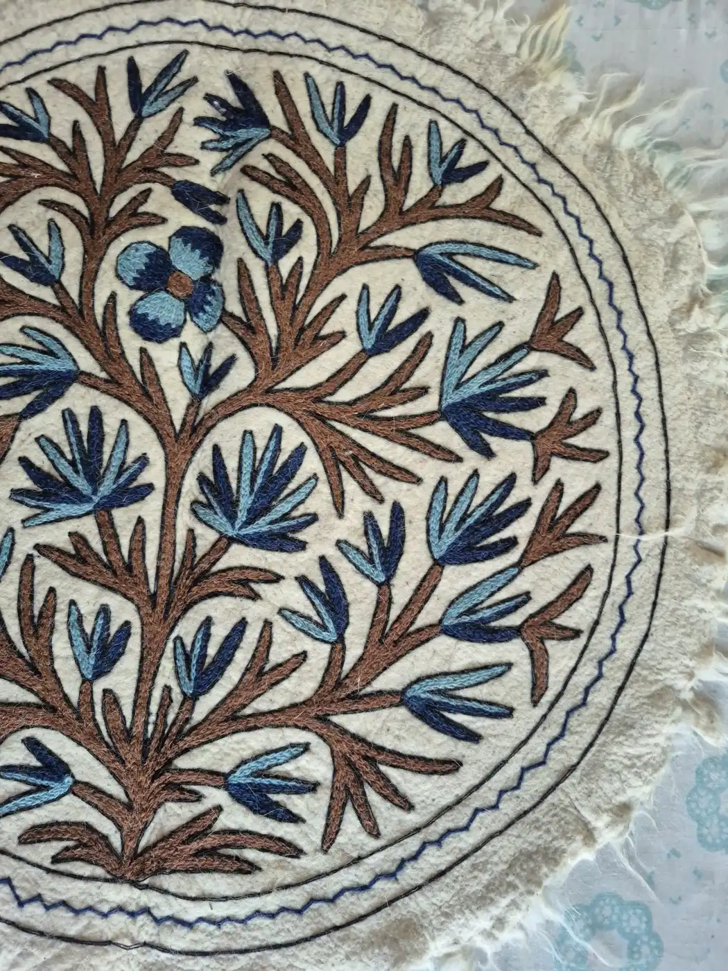 Neel-Badam Botanical Wool Accent Mat with Hand Embroidered Branch Design – 3x3 Feet - Image 2