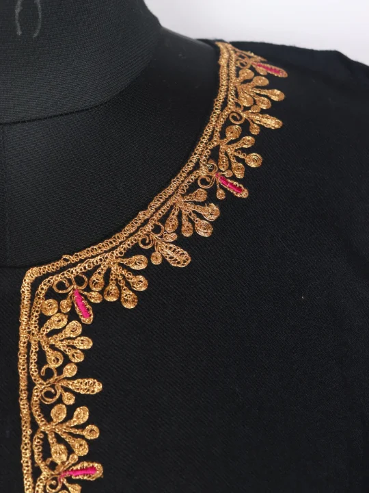 Nimra Kashmiri Pheran In Black Raffal Wool With Botte Tilla Embroidered - Image 3