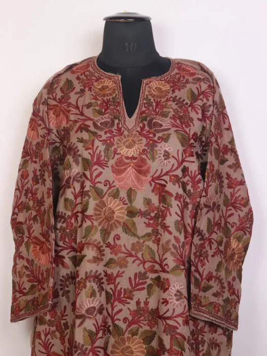 Noor Peach Kashmiri Aari Embroidered Jamawar Pheran Premium Count Wool - Image 2